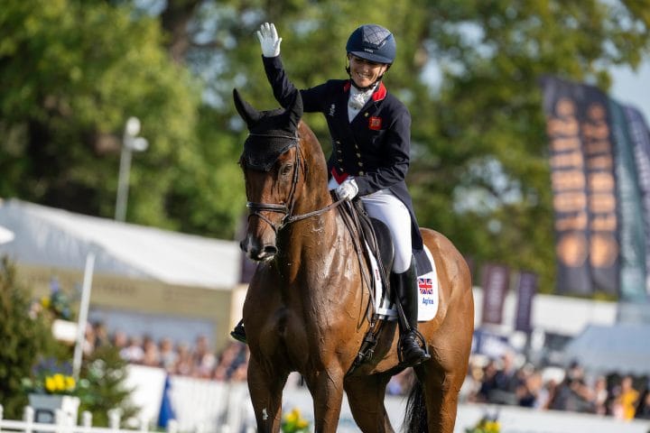 Laura COLLETT (GBR) & LONDON 52