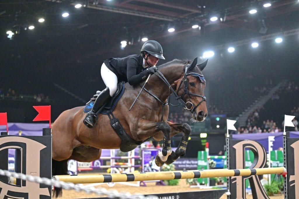 Sammie-Jo Coffin and Cornet of Follyfoot by 1st Class Images